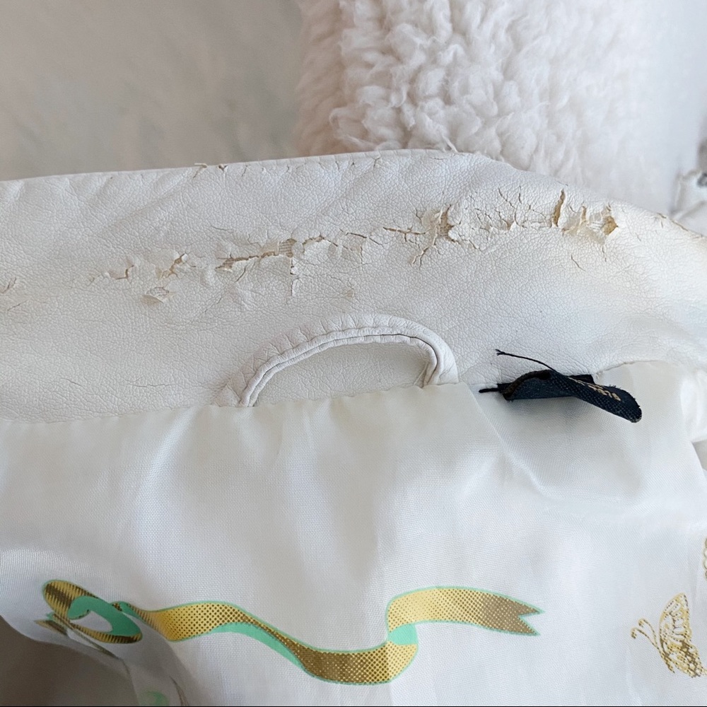 Vintage | Women’s White Faux Leather Jacket - Picture 4 of 4